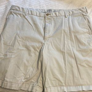 Izod Saltwater Stretch Shorts
